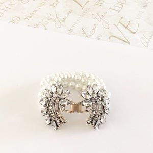 Pearl & Crystal Bracelet